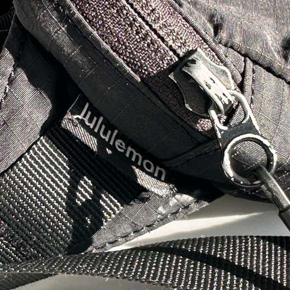 lululemon athletica everyday belt bag mini - Picture 6 of 7